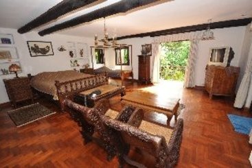 Hotel Momchailai Beach Retreat 12