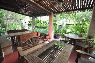 Hotel Momchailai Beach Retreat 2