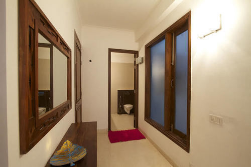 Luxury Suites & Hotels 5