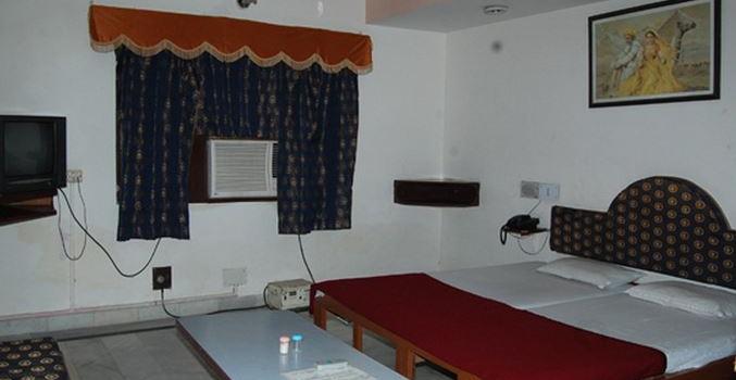 Hotel Aditya Palace 9