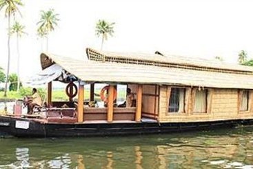 Hotel House Boat 4
