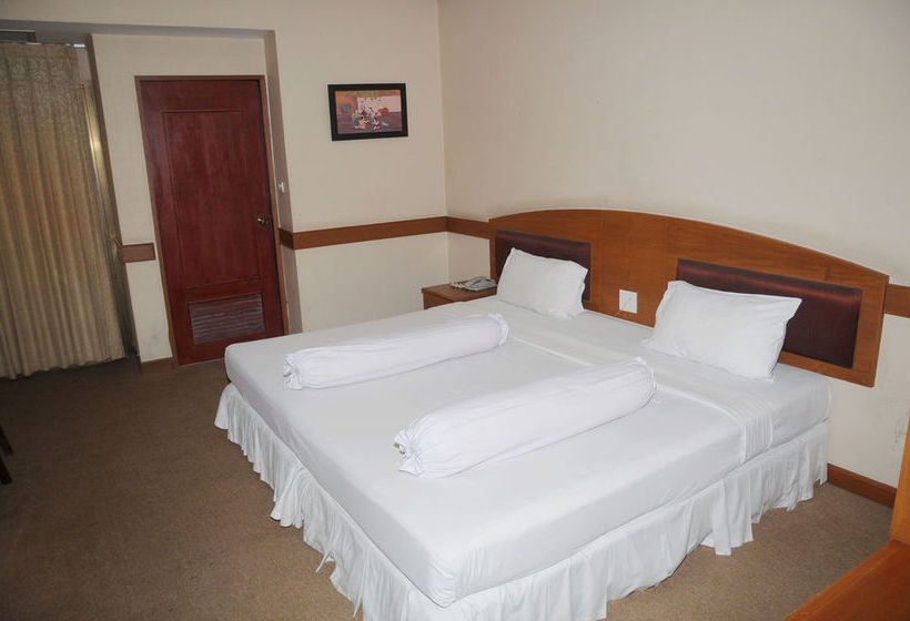 Hotel Ayuttaya Thanee 6