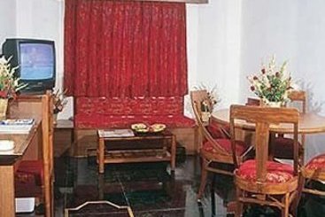 Hotel Golden Tulip Udaipur 12