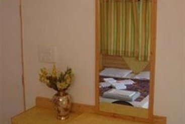 Hotel Delta Residency 2