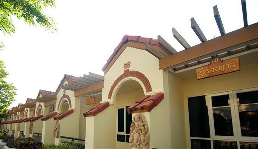 Hôtel Lopburi Inn Resort 2