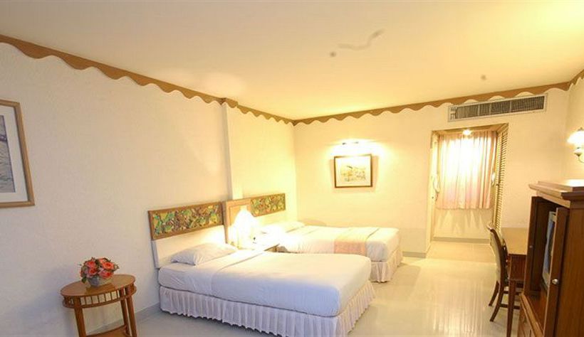 Hôtel Lopburi Inn Resort 4