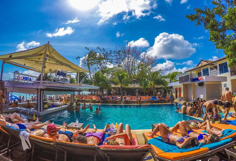 Hotel Ark Bar Beach Resort 1