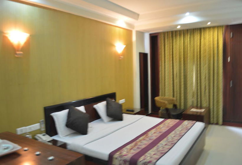 Hotel Bhoomi Residency 13