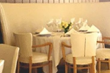 Hotel Alpine Glow Residency 5