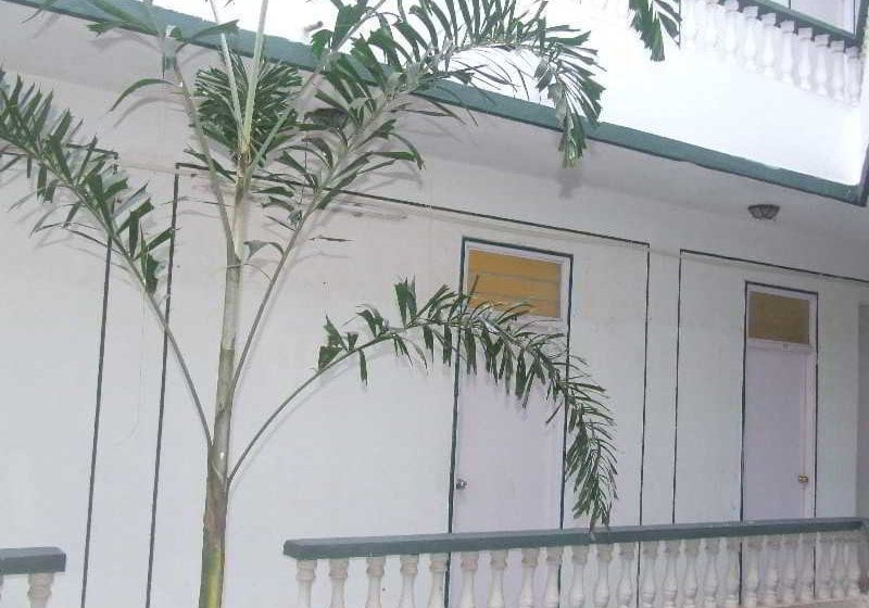 Hôtel Summerville Beach Resort 11