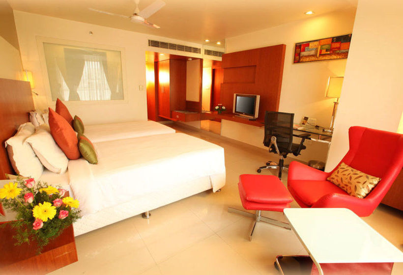 Inner Circle A Business Hotel 4