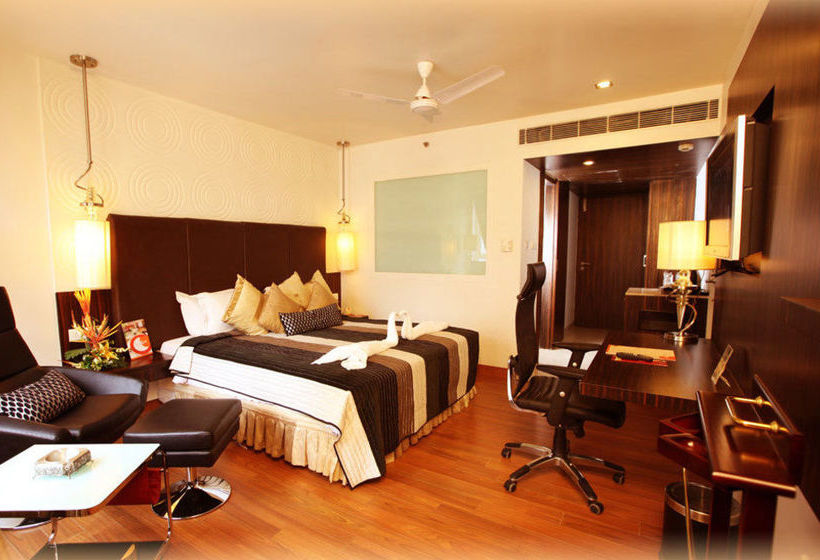 Inner Circle A Business Hotel 7