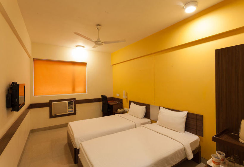 Hotel Ginger Ahmedabad 12