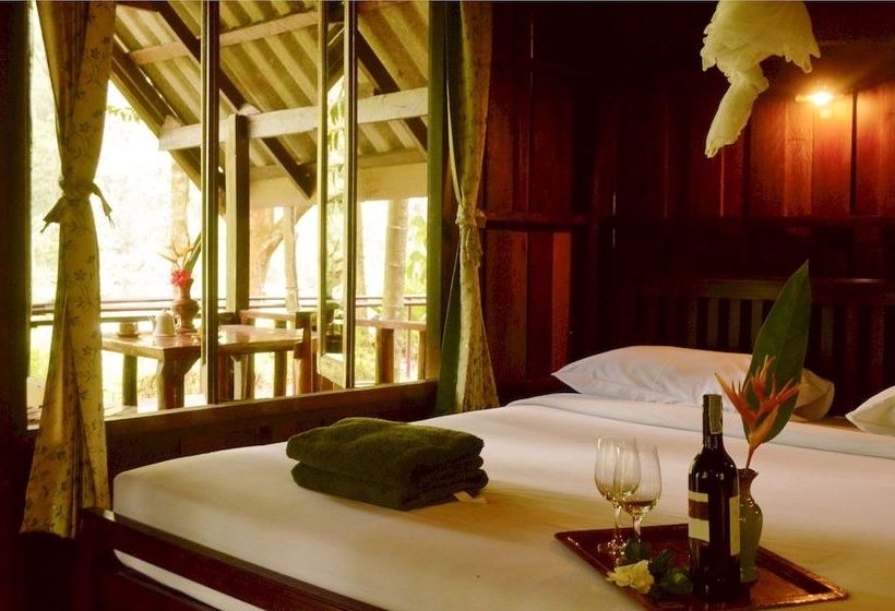 Hotel Khao Sok Riverside Cottages 11