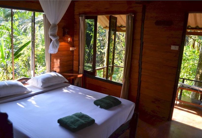 Hotel Khao Sok Riverside Cottages 12