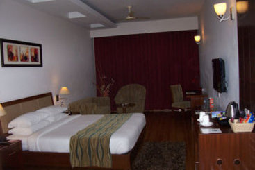 Lemon Tree Hotel Baddi 6