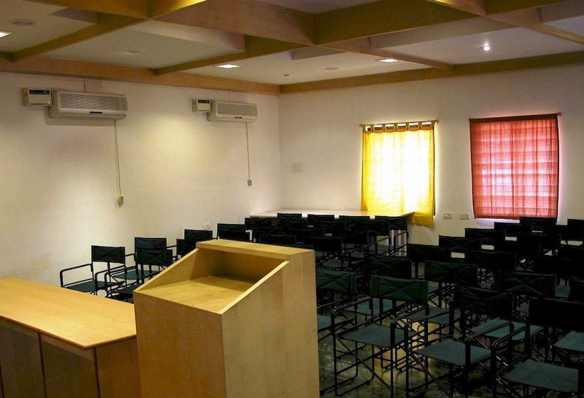 Hotel Arunai Anantha Resort Thiruvannamalai