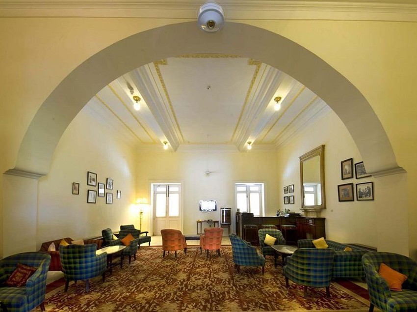 Hotel The Lallgarh Palace 11