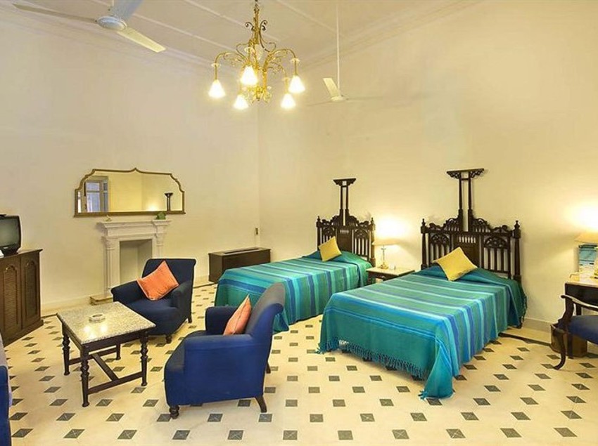 Hotel The Lallgarh Palace 7