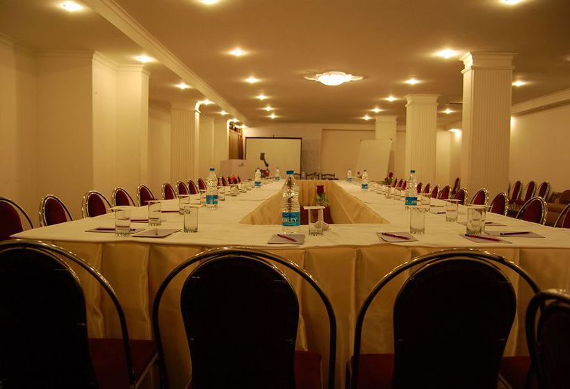 Hotel Tulip Inn Mussoorie Mall Road 7