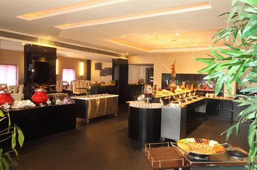 Hotel Swagath De Royal 3