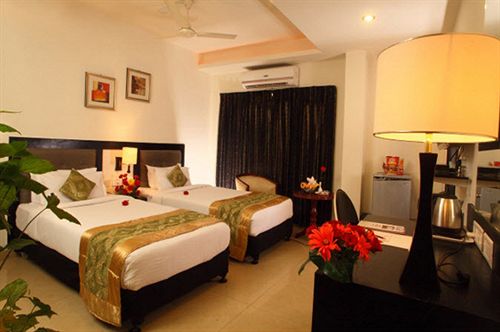 Hotel Swagath De Royal 5