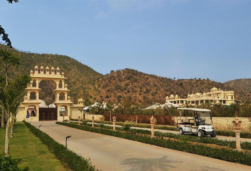 Hotel Rajasthali Resort & Spa 10