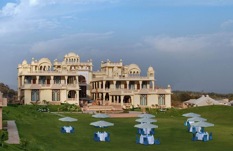 Hotel Rajasthali Resort & Spa 2