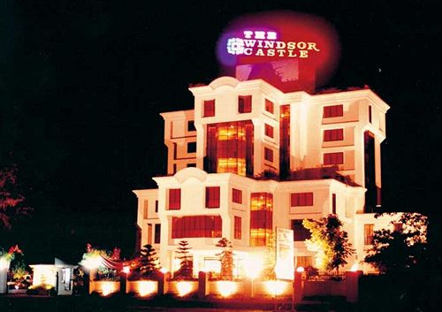 Hotel The Windsor Castle Kottayam