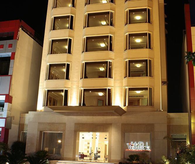 Vista Park Hotel 8