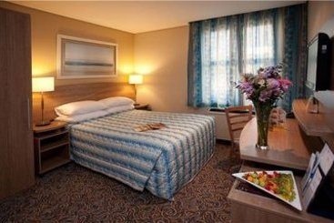 Hotel Town Lodge Port Elizabeth 11