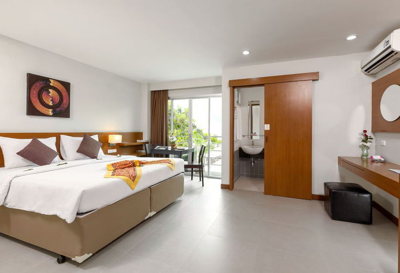 Hotel Patong Bay Residence 12