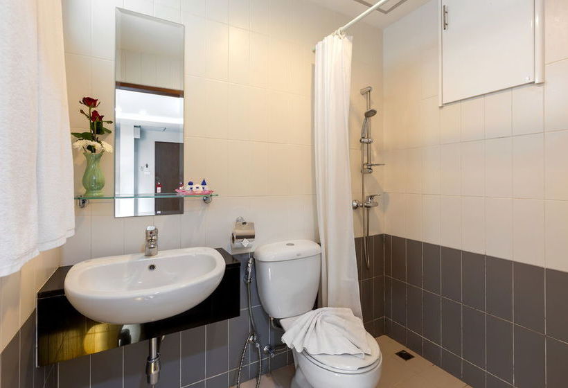 Hotel Patong Bay Residence 8