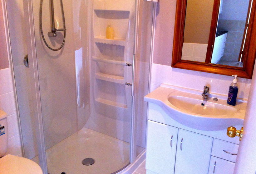 Hotel Te Anau Lodge 7