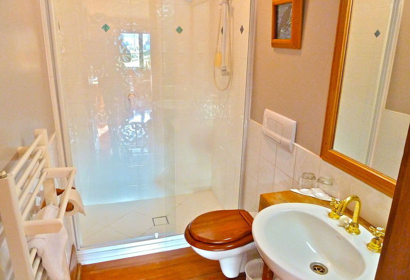 Hotel Te Anau Lodge 9