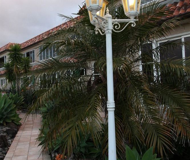 Hotel Admiralty Lodge 6