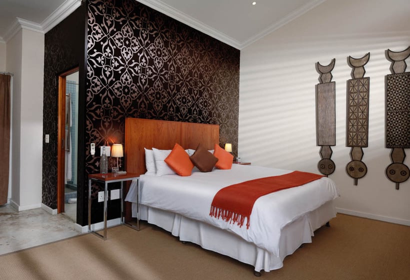 The Peech Boutique Hotel & Bistro 2