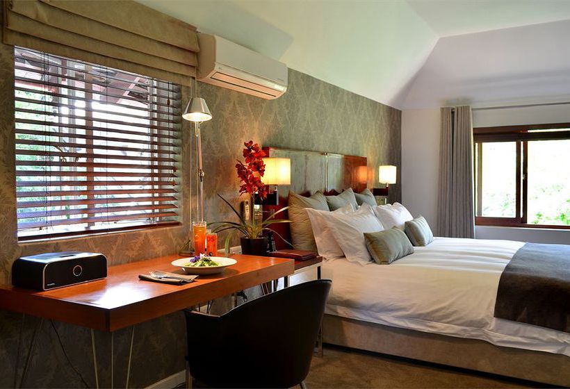 The Peech Boutique Hotel & Bistro 20