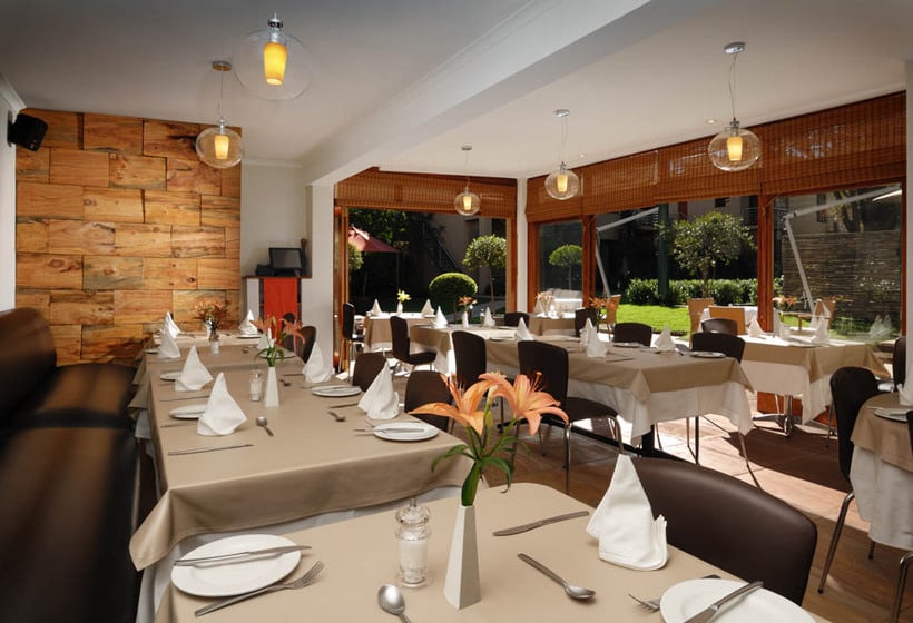 The Peech Boutique Hotel & Bistro 6