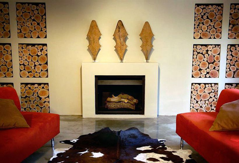 The Peech Boutique Hotel & Bistro 9