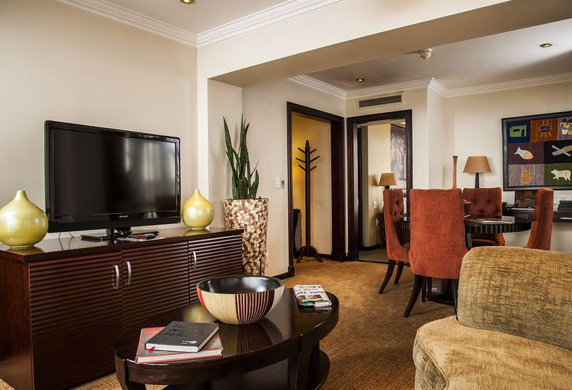 Soweto Hotel On Freedom Square 1