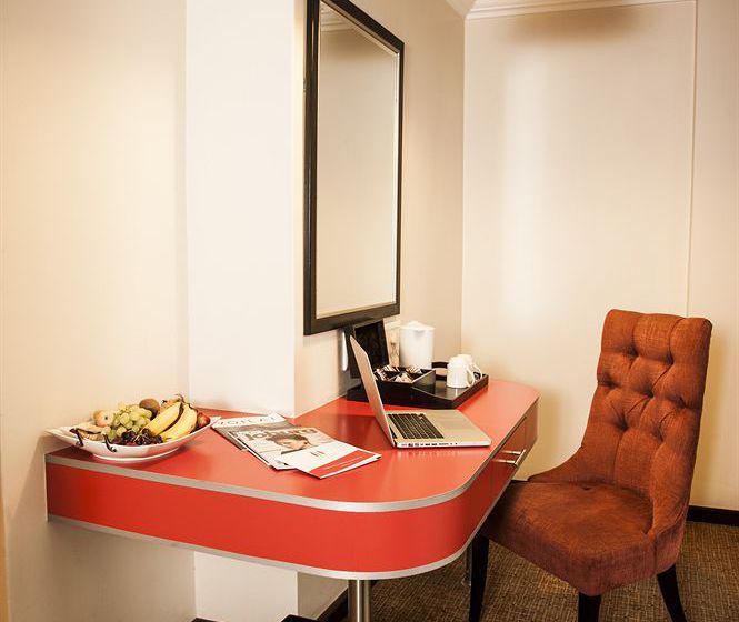 Soweto Hotel On Freedom Square 14