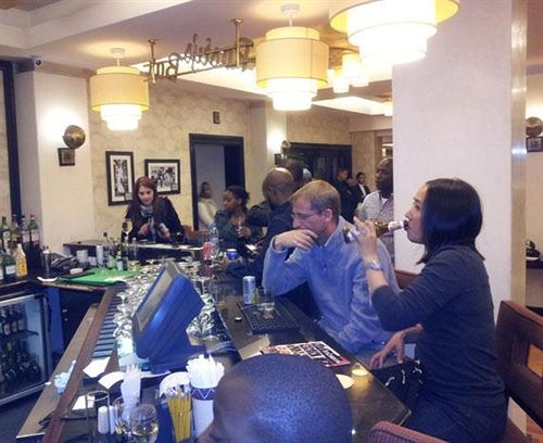 Soweto Hotel On Freedom Square 16