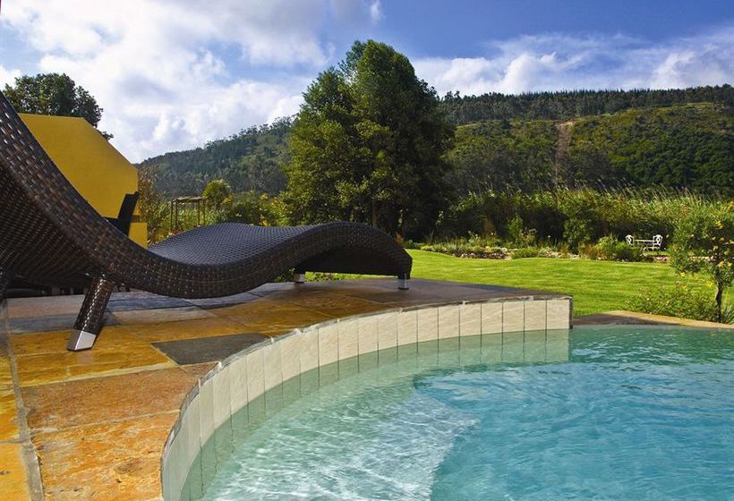 Hotel Lake Pleasant Living 3