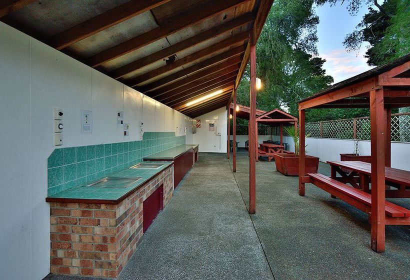 North Shore Motels & Holiday Park 1