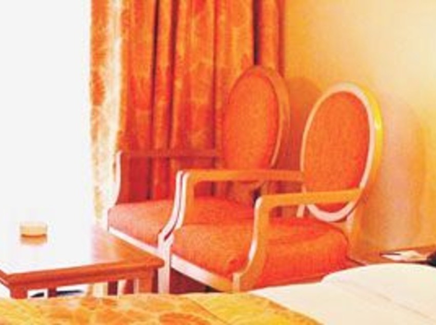 Lotus Riverside Resort 8