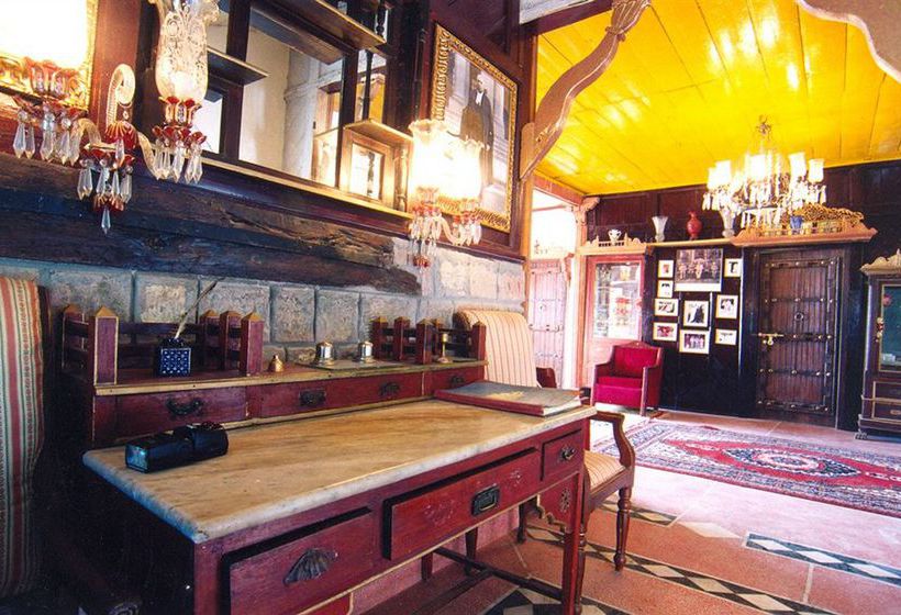 WelcomHeritage Grace Hotel 13