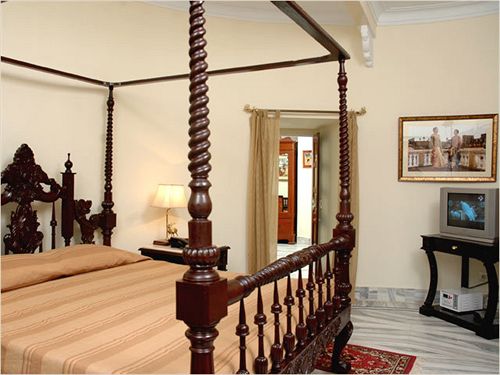 The Desert Resort 13