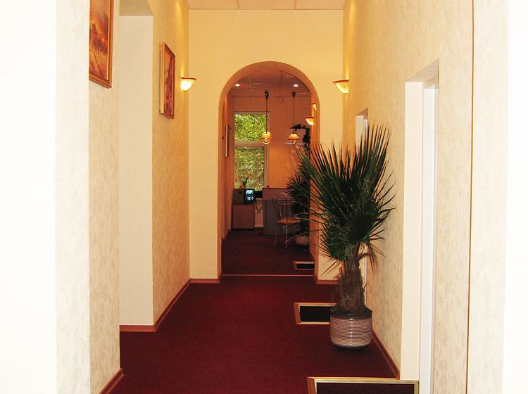 Hotel Altburg on Liteynyy 13