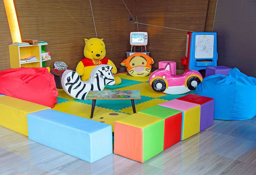 Novotel Bangkok Impact 11